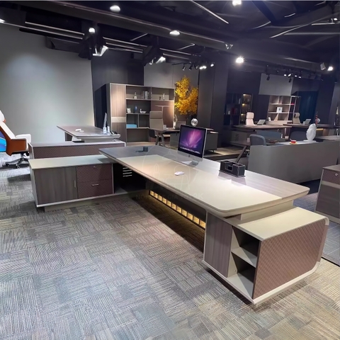 Bàn Giám Đốc Nhập Khẩu - BNK004