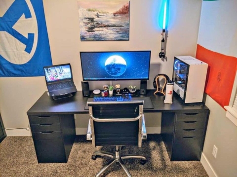 Bàn làm việc ikea