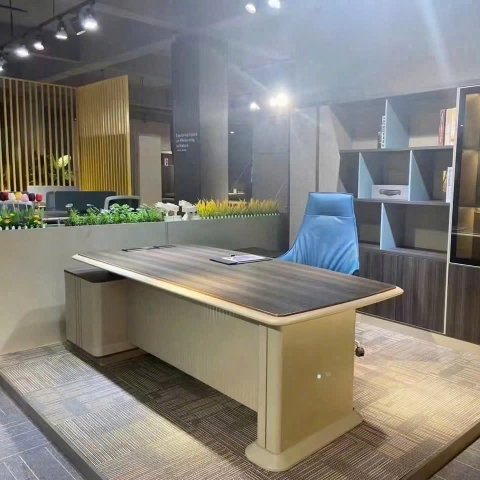 Bàn Giám Đốc Nhập Khẩu BNK07