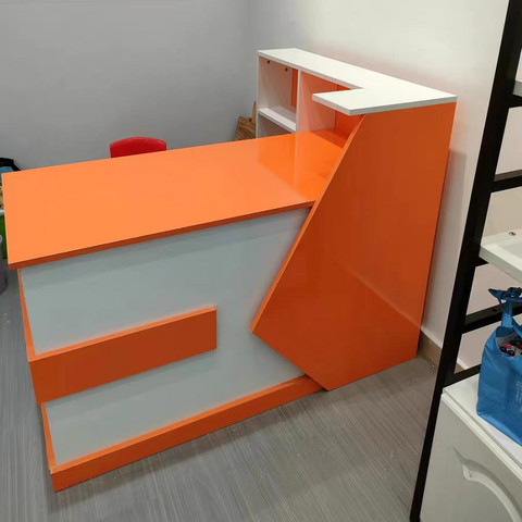 Quầy Lễ Tân 1m6