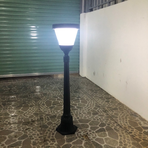 Trụ và đèn sân vườn công viên sử dụng điện mặt trời cao 1m mã sản phẩm ZGGD-4105-1 (20w)