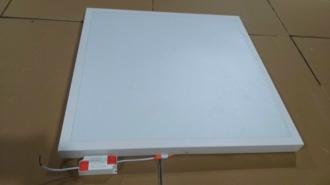 Đèn panel thả trần kích thước 1200x600mm 72w