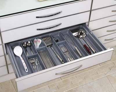 Phụ kiện cơ bản cho tủ bếp hiện đại
