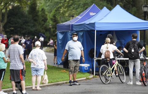 Dịch COVID-19 ngày 20-8: Châu Âu chứng kiến ca nhiễm tăng kỷ lục