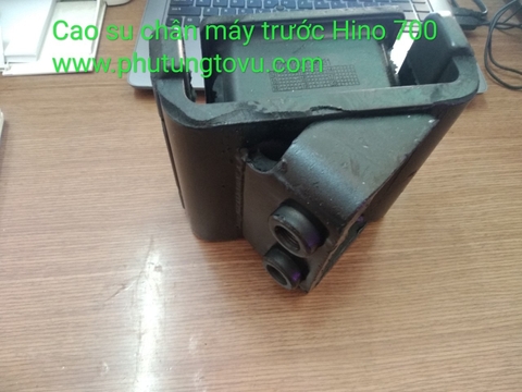 172012361-E0031 CAO SU CHÂN MÁY TRƯỚC XE TẢI HINO 700