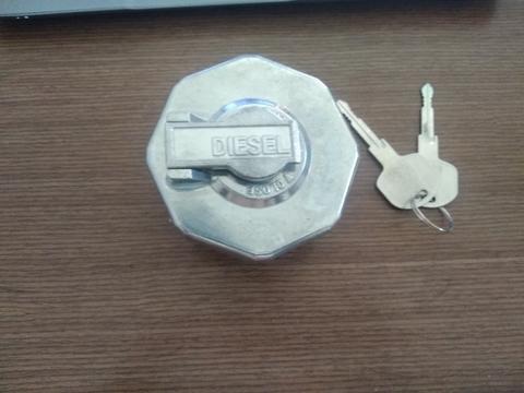 Nắp thùng dầu Isuzu 5 tấn