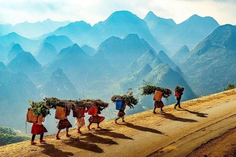 Du lịch Hà Giang bằng ô tô từ Hải Phòng, Quảng Ninh – Trải nghiệm nghỉ dưỡng đặc sắc tại H’mong Village