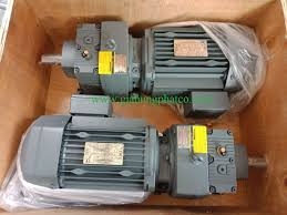 Động cơ giảm tốc 4kw 1/20