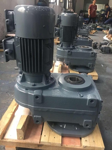 Động cơ giảm tốc cho băng tải thực phẩm