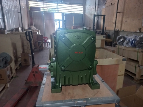 Hộp giảm tốc trục vít WPA Size 100 1/30