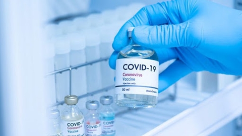 Người có tiền sử dị ứng có nên tiêm phòng vaccine COVID-19?