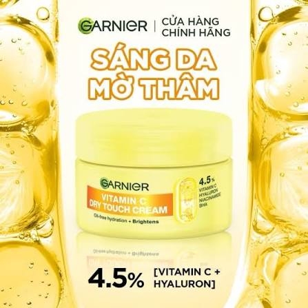 Kem Dưỡng Ẩm Garnier Vitamin C Dry Touch Cream 30ml
