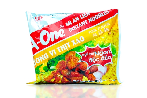 Aone mì thịt xào 85g
