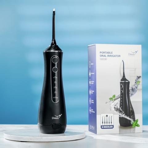 Máy tăm nước cầm tay Dozzi DZE218B