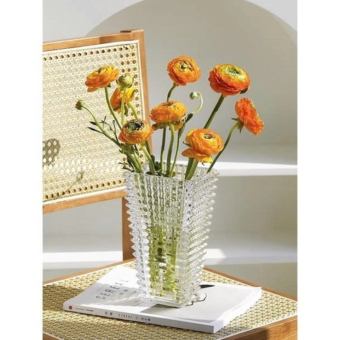 Bình hoa thủy tinh dáng loe (vân nổi ô vuông) KT 11x14x23cm GHA912