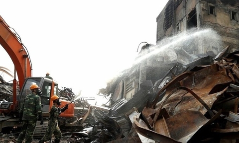 Cần khử trùng thêm tại vùng cháy kho Hà Nội