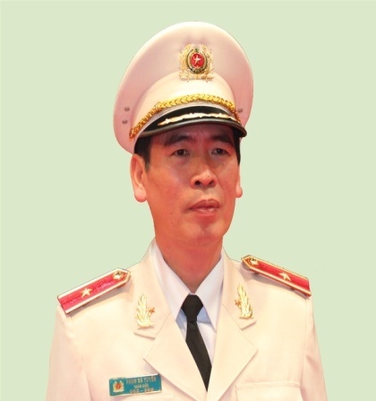 Thiếu tướng, Tiến sĩ, Thầy thuốc ưu tú Phạm Bá Tuyến, Giám đốc Bệnh viện Y học Cổ truyền, Bộ Công an, Việt Nam
