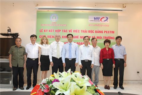 Sử dụng PECTIN COMPLEX để điều trị nhiễm độc chì cho trẻ em  ở Đông Mai