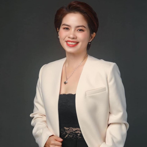 Hương Thơm Cá Nhân Hóa Và Ngọc Trai: Sự Tinh Tế Vượt Thời Gian
