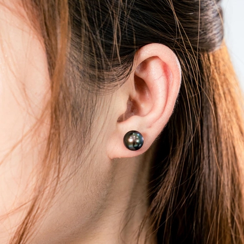 Cách Chọn Hoa Tai Ngọc Trai Tôn Dáng Khuôn Mặt