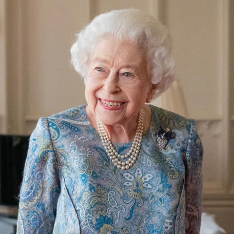 Mối Liên Hệ Giữa Ngọc Trai Và Hoàng Gia