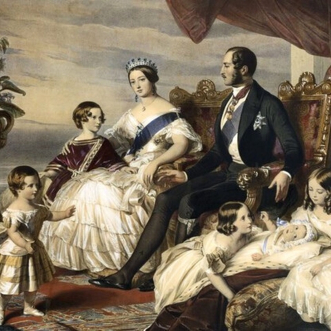 Vai Trò Của Ngọc Trai Trong Trang Sức Cổ Điển Thời Victoria