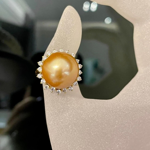 Lấp Lánh Vẻ Đẹp Tuyệt Vời Của Nhẫn Ngọc Trai Southsea