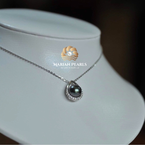 Mặt Dây Ngọc Trai Tahiti Gắn Chấu Vàng Hình Giọt Nước