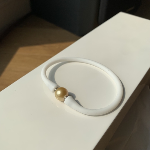 Vòng Tay Silicon Ngọc Trai Southsea Vàng