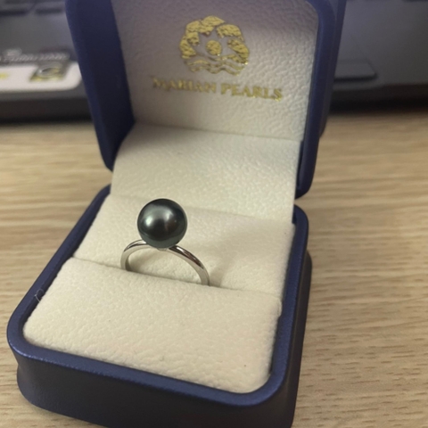 Nhẫn Ngọc Trai Đen Tahiti Kết Hợp Vàng 18k