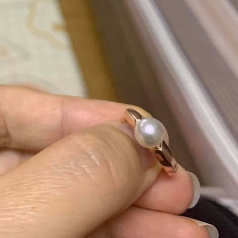 Nhẫn Vàng Hồng Kết Hợp Ngọc Trai Biển Akoya Ánh Hồng