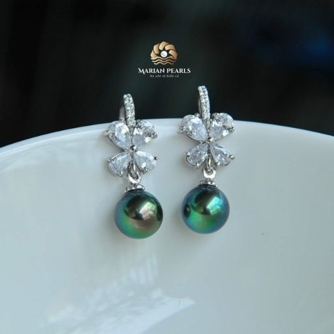 Bộ Sưu Tập Bông Tai, Dây Chuyền Và Nhẫn Ngọc Tahiti Màu Xanh Lông Công