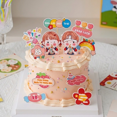 Combo 2 set giấy- 2 bé trai gái uống trà sữa (chúc mừng quốc tế thiếu nhi).
