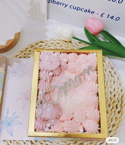 Set 5 chữ I ❤️ mom  gắn hạt.