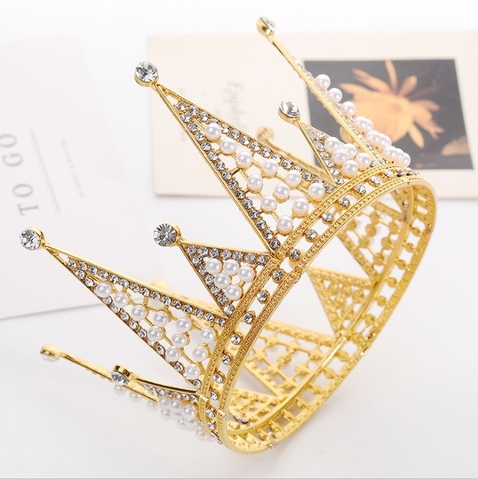 Vương miện nhọn đại màu VÀNG (NHỰA)-đk 11cm.