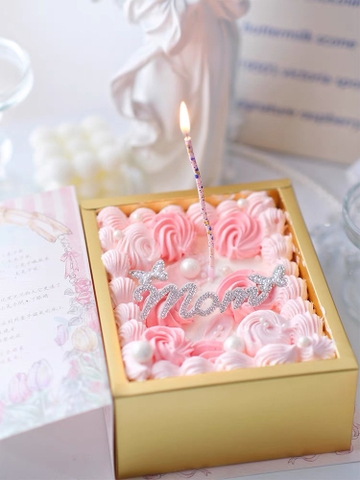 Set 5 chữ mom mảnh gắn hạt.