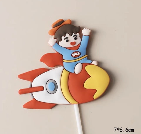 Tượng phi hành gia cậu bé nhựa dẻo (mẫu 3).