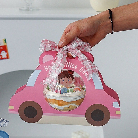 Set 5 hộp giấy em bé hình ô tô - màu HỒNG (gồm vỏ giấy, quai xách, hộp cầu).
