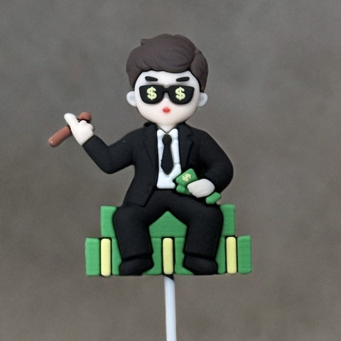 Tượng NHỰA DẺO -sếp (boss) đeo kính chữ S (dáng NGỒI).