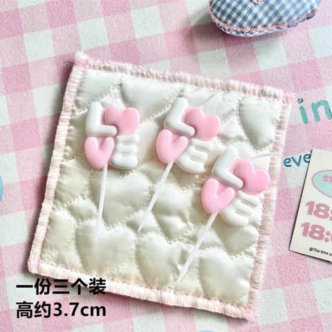 Vỉ 3 nến LOVE 2 tầng -MÀU TRẮNG MIX HỒNG.