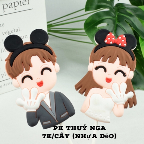 TUONG-Chàng trai đội nơ mickey đen (nhựa dẻo).T109