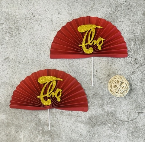 Set 2 chiếc quạt đỏ (chữ Thọ)-HD.
