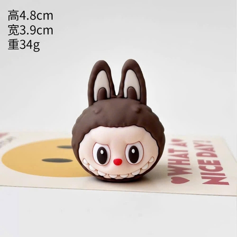 Tượng silicon 3D - Labubu nâu đậm.