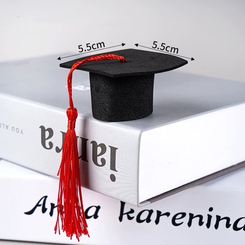 Mũ cử nhân (kt 5.5x5.5cm).
