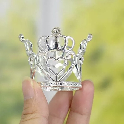 Vương miện mini nhựa mẫu mới -MÀU BẠC.