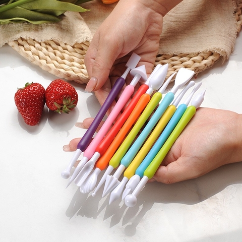 Bộ dụng cụ 9 chi tiết điêu khắc bánh nặn.