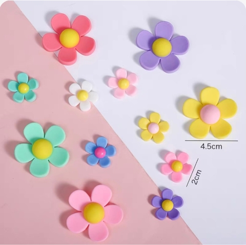 Set 12 hoa nhựa 3D (loại đẹp).