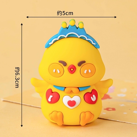 Tượng silicon-gà con màu vàng.