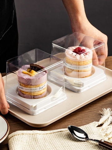 Set 50 hộp pet mini cake vuông kèm dĩa (kt 11x11.5x10cm).