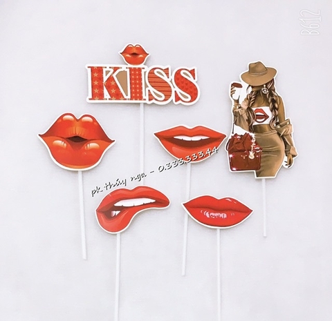 set cắm giấy cô gái-môi-kiss (HD).